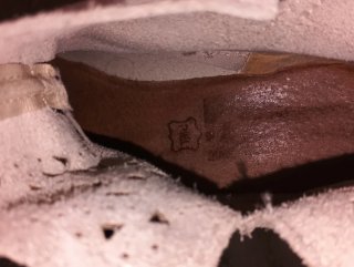 Botines de piel Beige con Detalles Calados