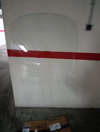 Parabrisas Cristal Templado Laminado (162x87 cm)
