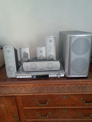 Sistema cine en casa Panasonic SA-HT535