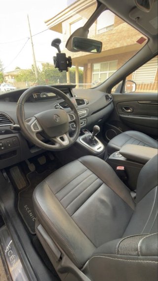 Renault Grand Scenic 2011