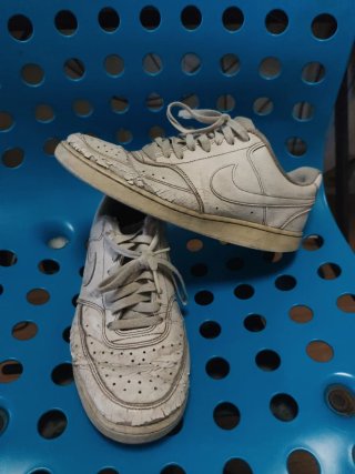 Zapatillas Nike Blancas Reventadas