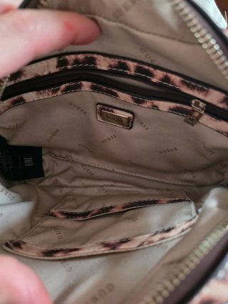 Bolso Guess Leopardo