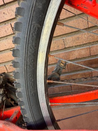 Bicicleta BTWIN Roja Aluminio