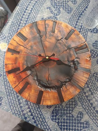 Reloj de Madera Rústico