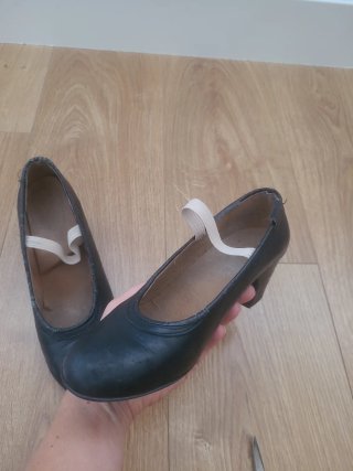 Zapatos de flamenco negros