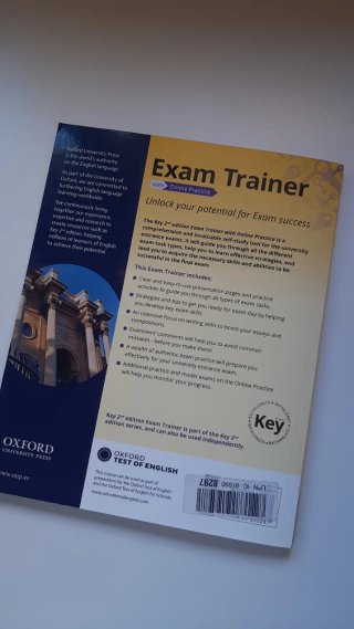 Libro 'Exam Trainer' Nivel B2
