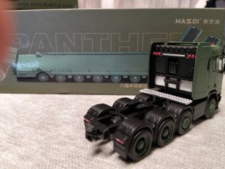 Maqueta camión Scania Panther 1/64