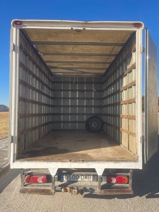 Nissan Cabstar 2005
