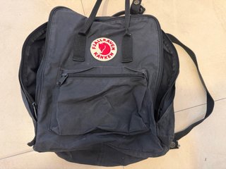 Mochila Fjallraven Kanken Negra