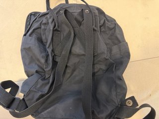 Mochila Fjallraven Kanken Negra