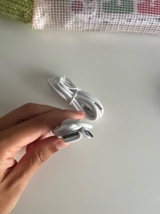 2 Cables USB Blancos USB-A a Micro-USB