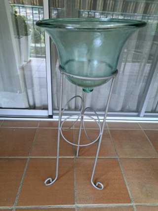 Macetero campana cristal y metal