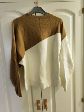 Jersey marrón y blanco talla M
