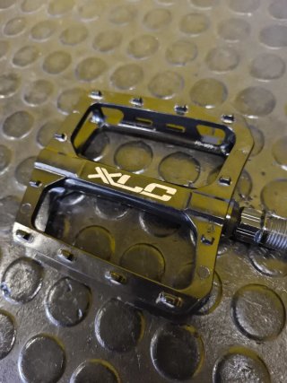 Pedales plataforma XLC PD-M29