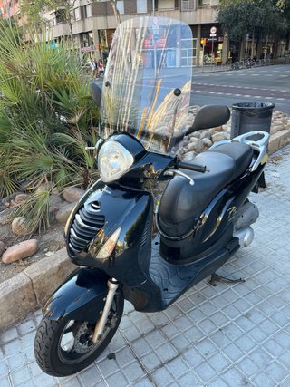 Honda PS125i Negra