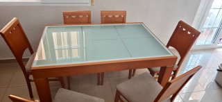 Mesa de comedor con 6 sillas