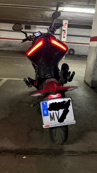 Zontes R350 Negra Moto Naked