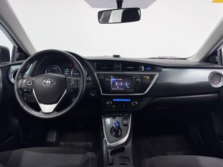 Toyota Auris Hybrid Active Touring Sports
