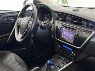 Toyota Auris Hybrid Active Touring Sports