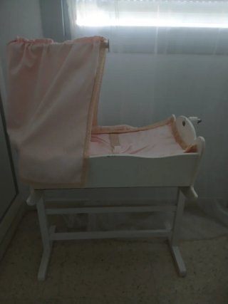 Mini Cuna Madera Muñeco Reborn