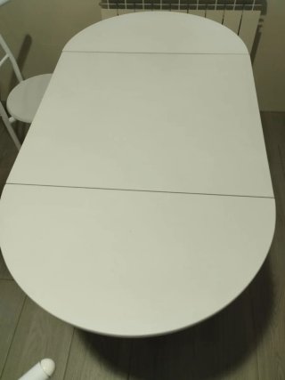 Mesa de cocina extensible con sillas