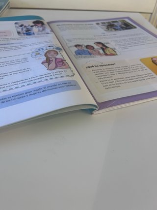 Religión Católica 6, Primaria, Enlazados, De ot...