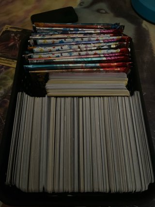 Packs y cartas Pokémon coleccionables