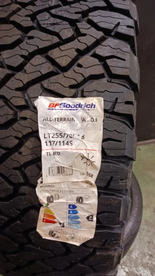 255/70 R18 117/114S BFGOODRICH ALL-TERRAIN T/A K03