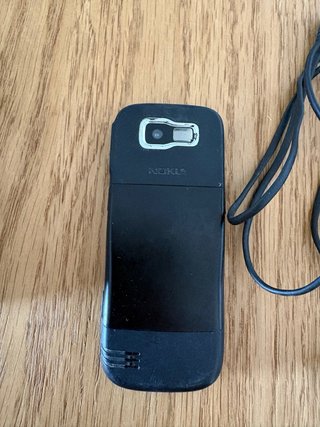 Nokia C1-01 con scatola e caricabatterie