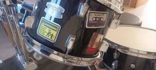 Batería Yamaha Rydeen + Sillín