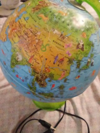 Velador Globo Terráqueo Infantil ItsImagical