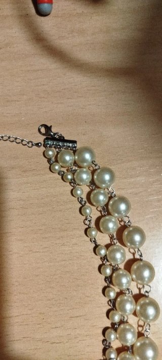 Collar imitación perlas plateado