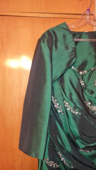 Conjnunto Vestido y chaqueta de fiesta Koton verde