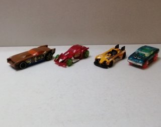 Lote 35 Miniaturas Carros Coleção