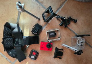 Action Cam + Accessori