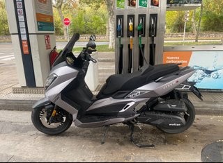 Scooter Wottan Storm S de 300 cc Gris