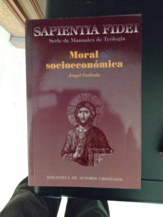 Moral socioeconómica