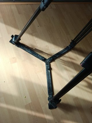 TrípodeManfrotto 525MVB sin rotula