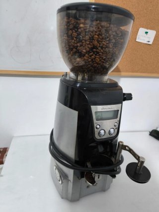 Molinillo de café eléctrico FAEMA