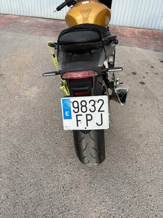 Honda CBF 600 Hornet 2008 Dorada