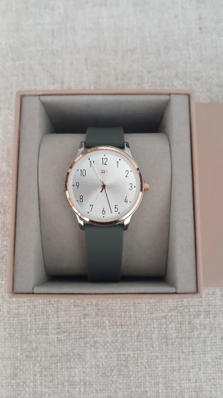 Reloj Parfois verde y plateado