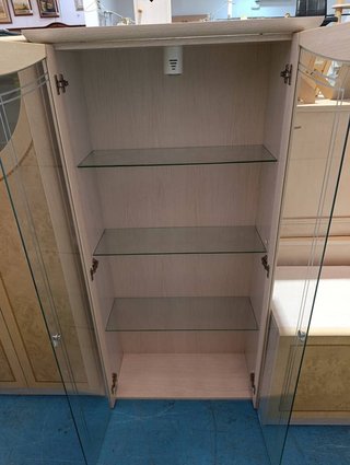 CONJUNTO DE SALÓN MODULAR CLÁSICO CREMA