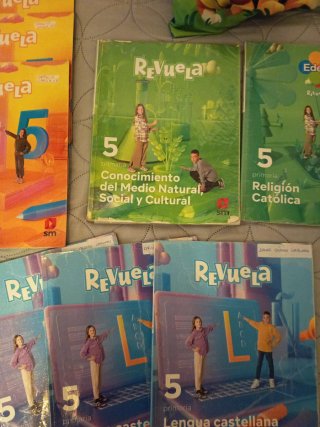 Lote de 5 de primaria editorial Revuela