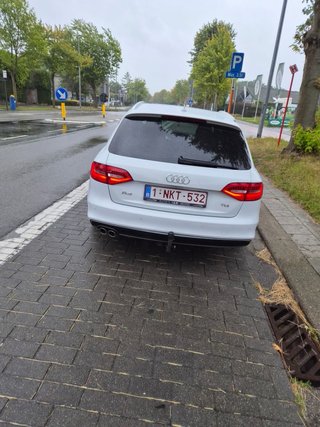 Audi A4 2015 SLINE FULL OP