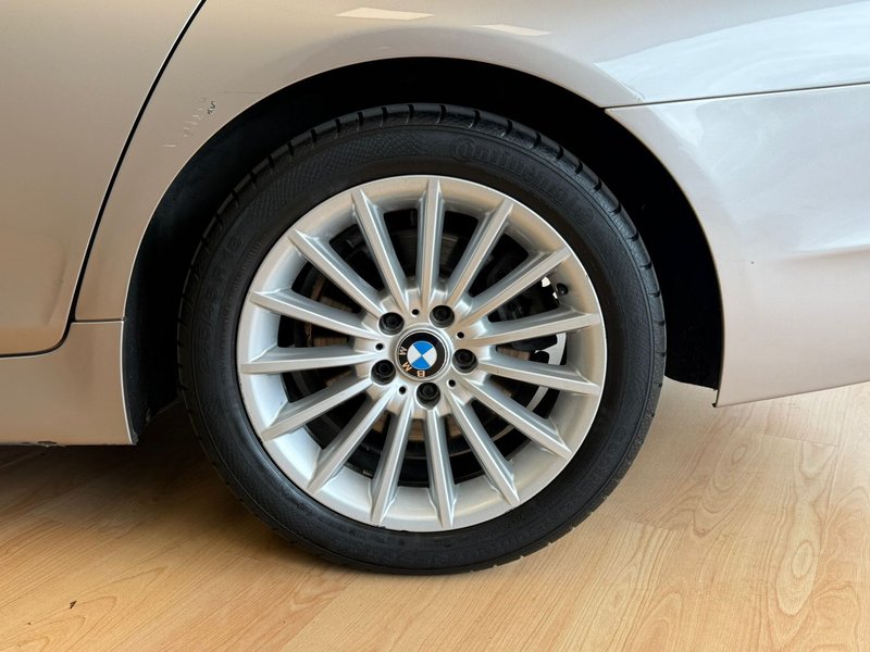 BMW Serie 5 2011, foto 19