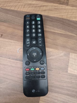 TV LG 32 HD Ready con mando
