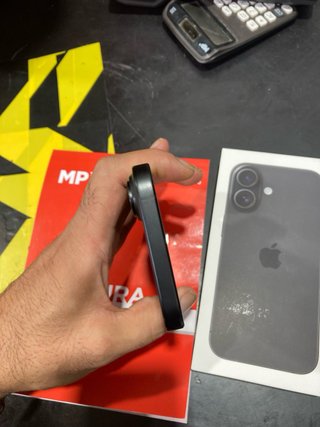 iPhone 16 128GB Negro bateria 100%