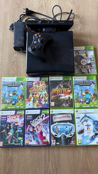 Xbox 360 con Kinect e 7 giochi