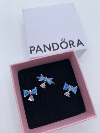 Conjunto Pandora lazo Azul Bridgerton