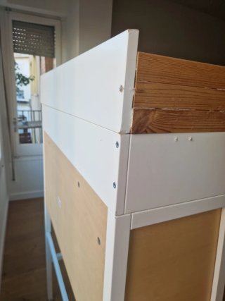 Escritorio Ikea madera y metal